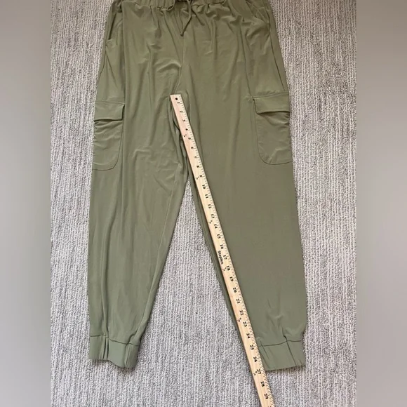 Brittany Humble large very soft Light Green Joggers - Picture 7 of 10